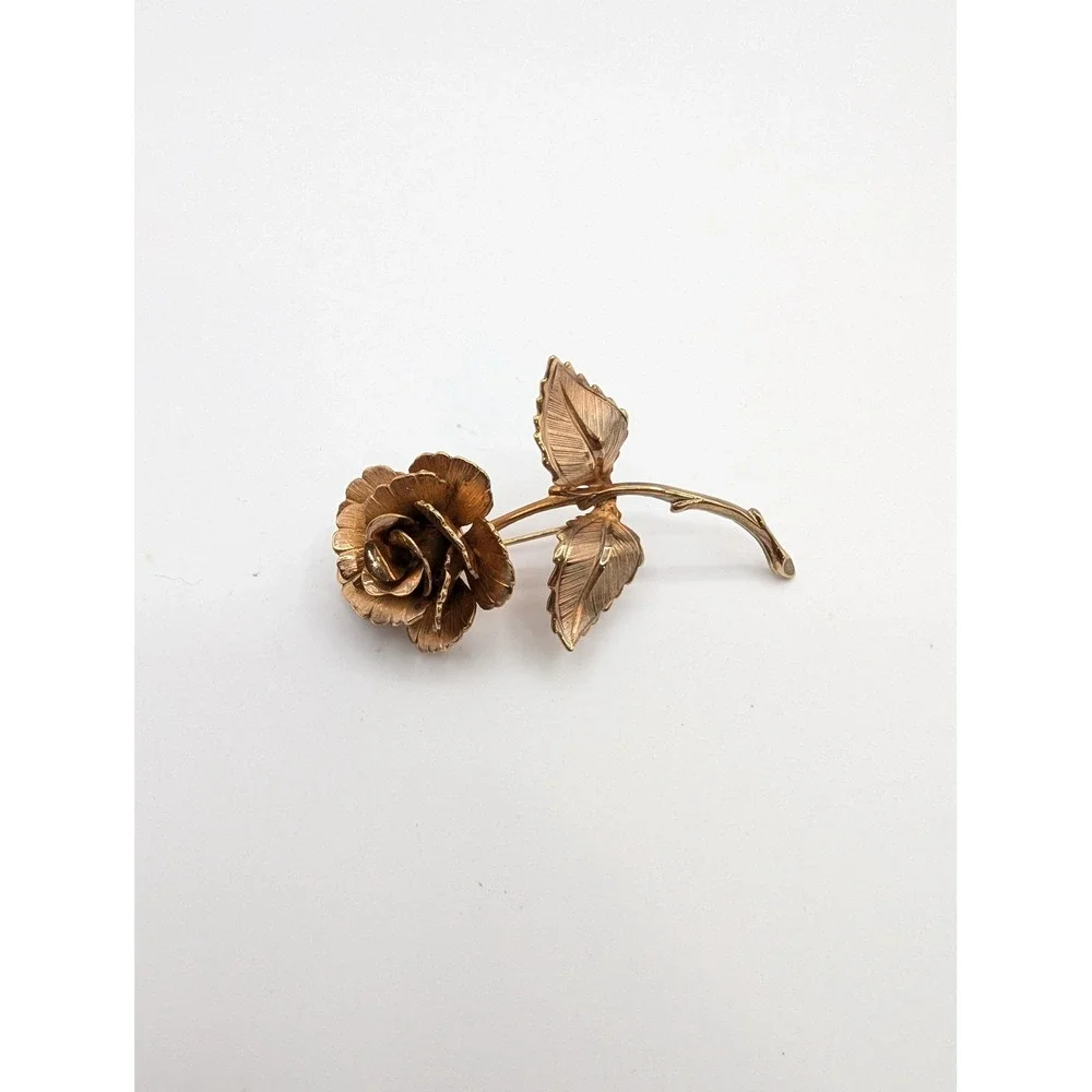 Vintage Romance of the Rose Gold Tone Flower Brooch Pin with Original Box Insert